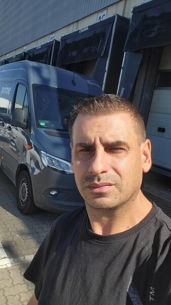 Barbat 45 ani, imi caut jumatatea!